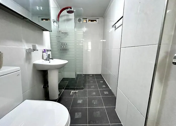 Apartment 홍스테이 ㅣ신림역 도보 6분 ㅣ3룸 Seoul